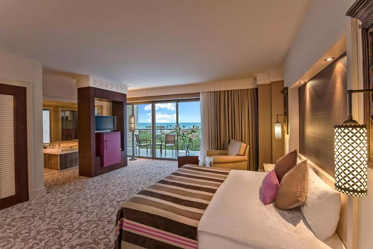 ELAQUALITY_SHABAVIZ (9).jpg